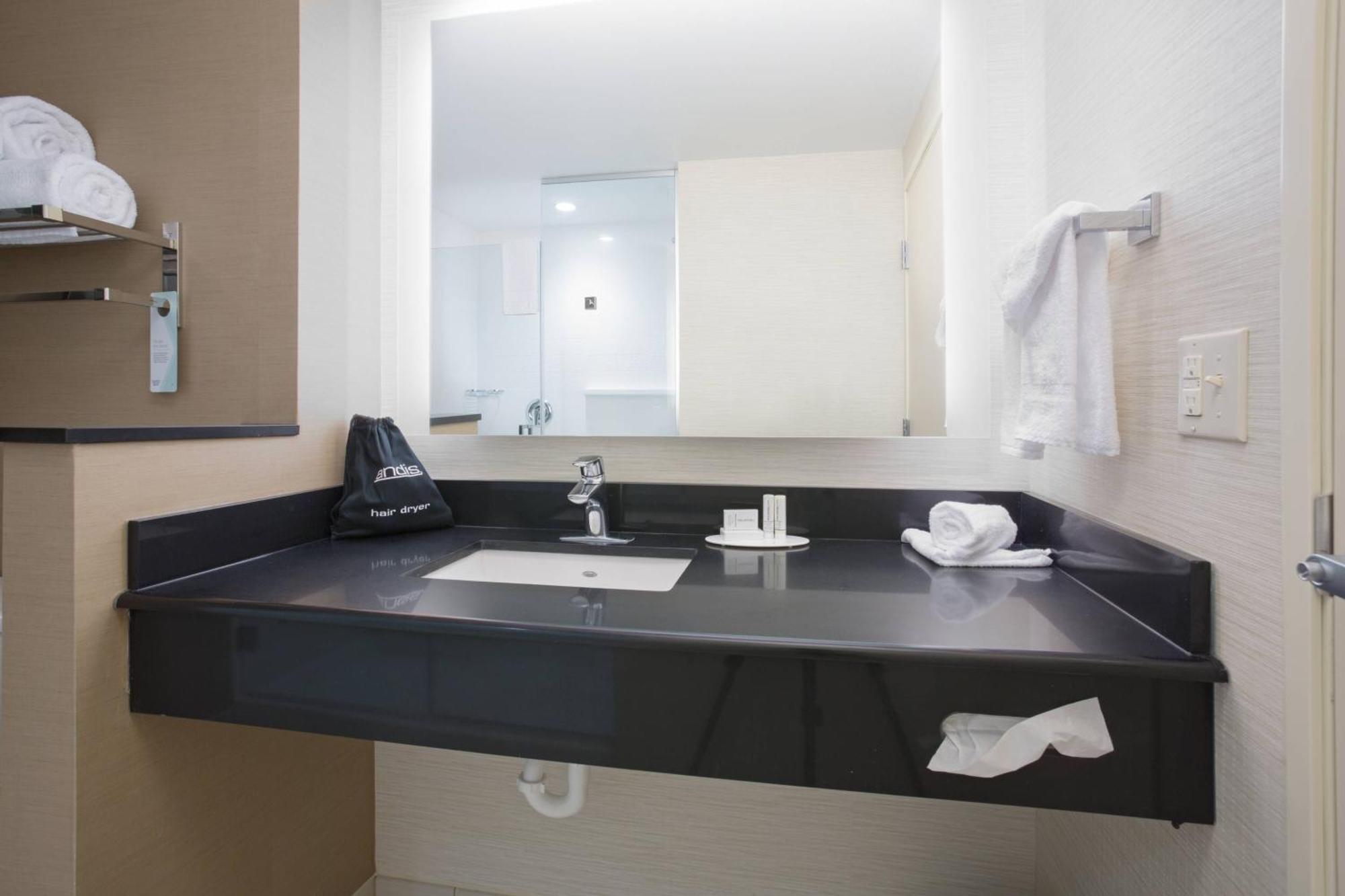 Fairfield Inn & Suites By Marriott Burlington Luaran gambar