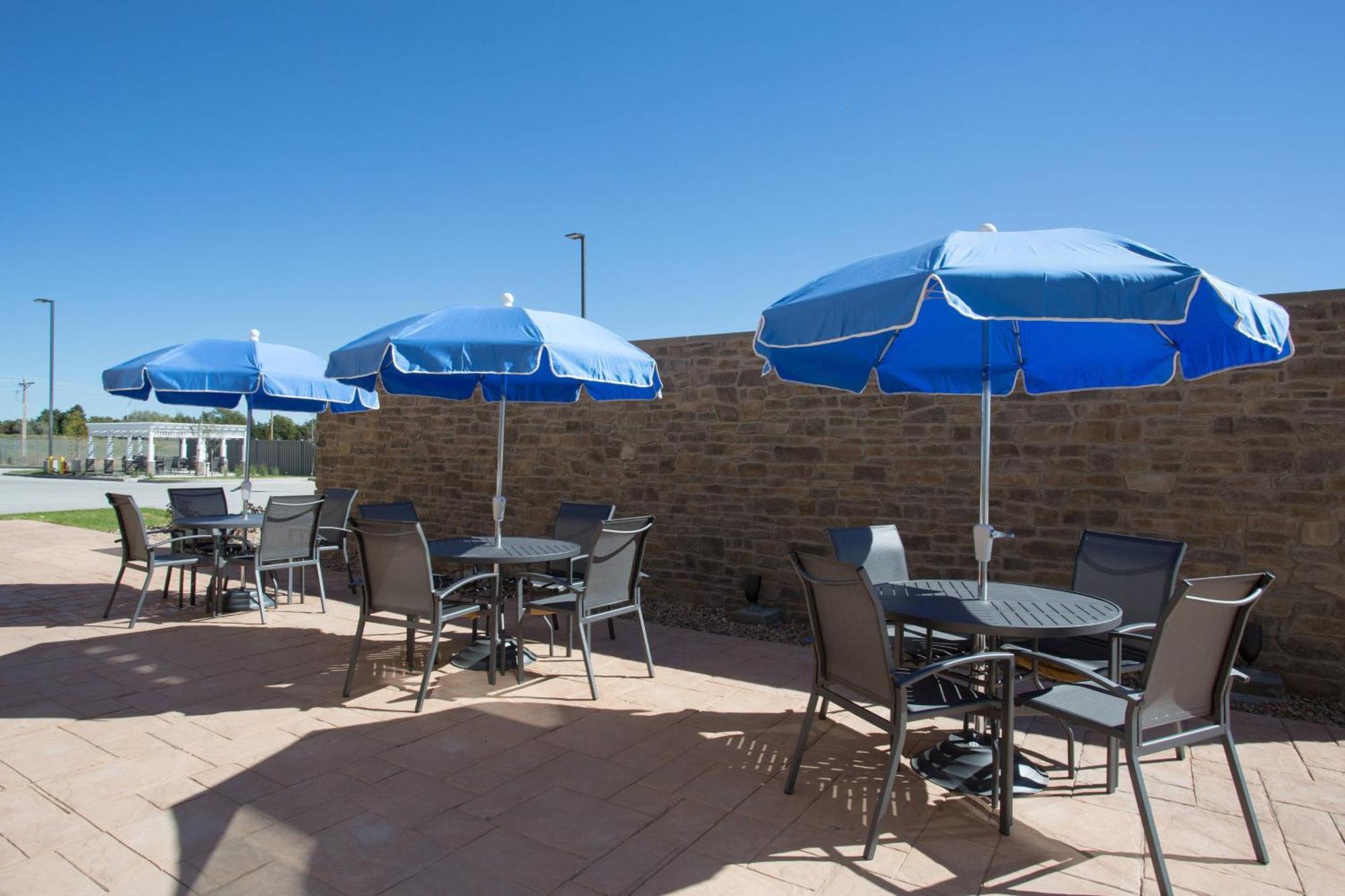 Fairfield Inn & Suites By Marriott Burlington Luaran gambar
